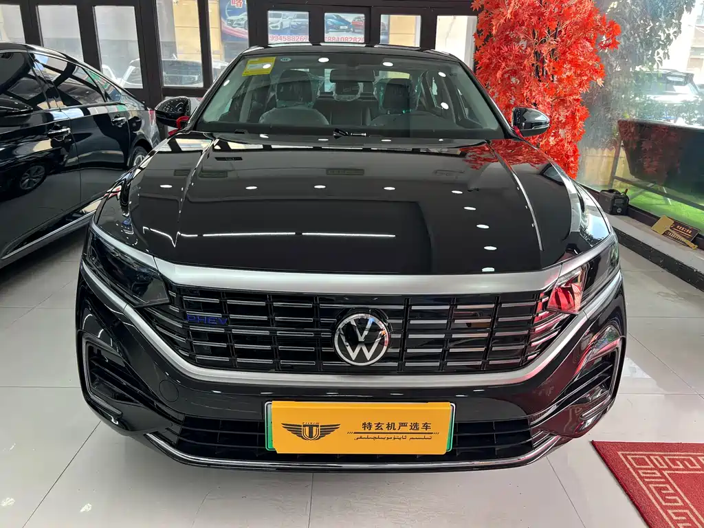 Volkswagen Passat 2025 430PHEV