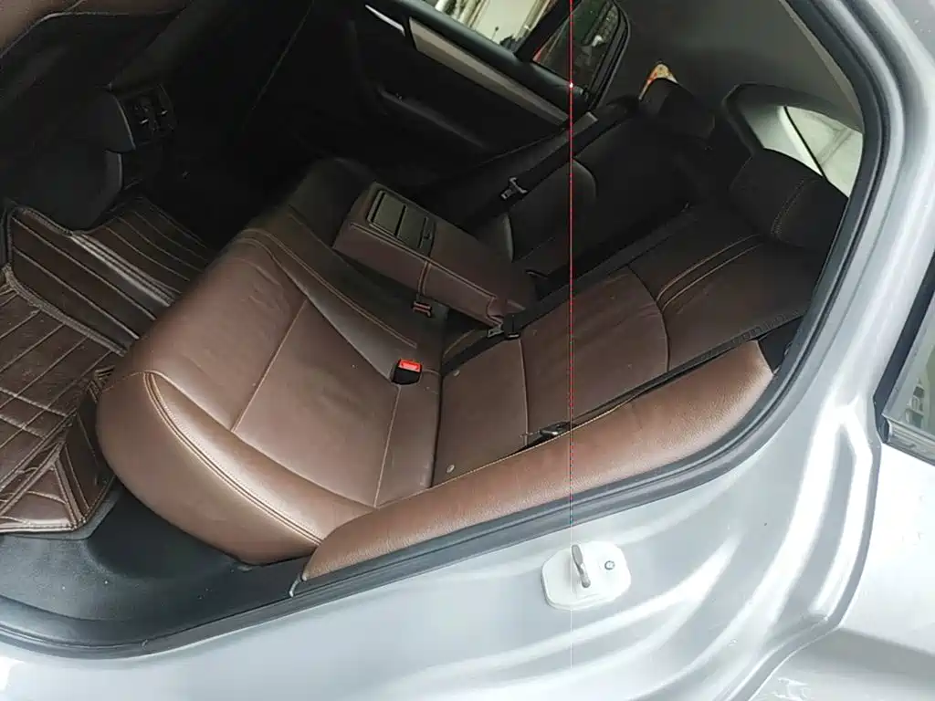 BMW X4 — миниатюра 17
