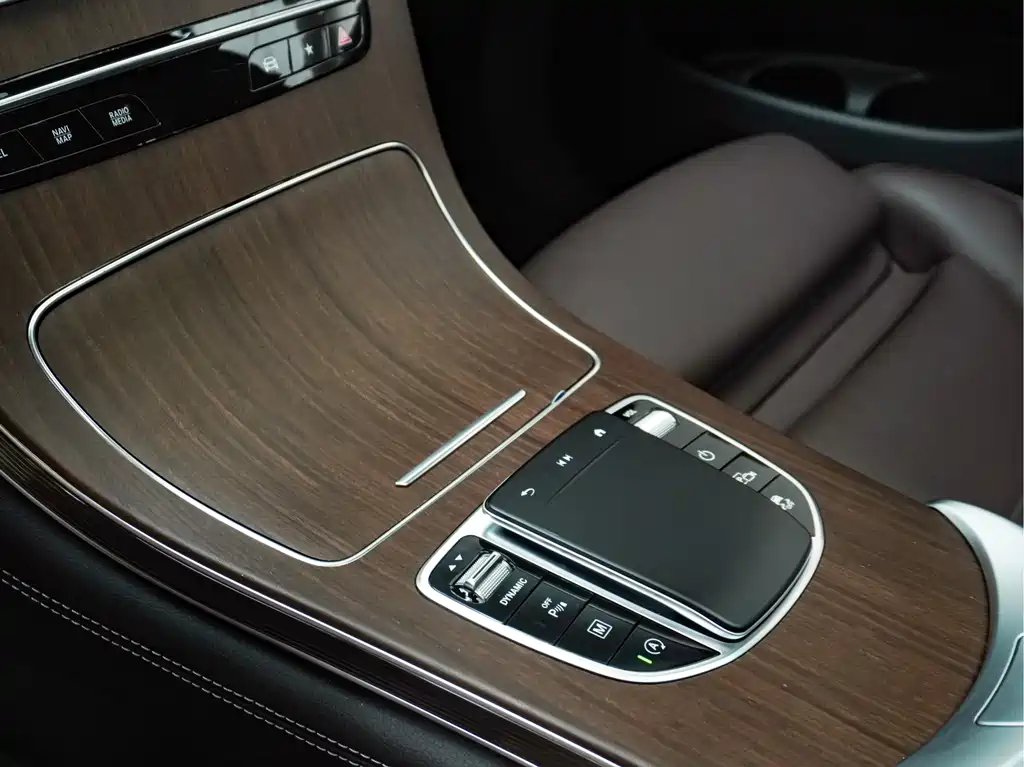 Mercedes-Benz GLC — миниатюра 14