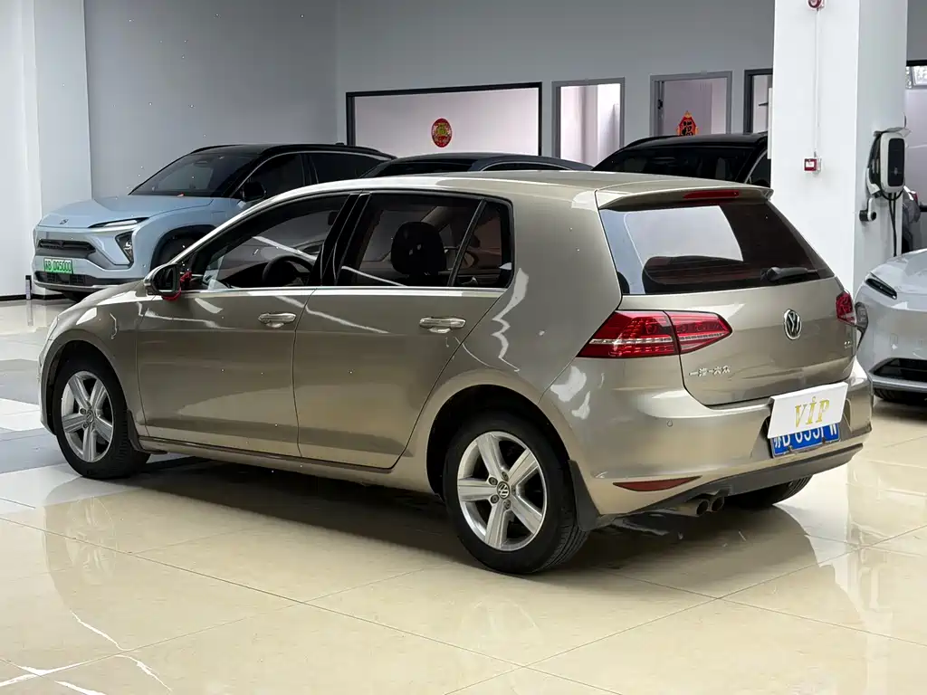 Volkswagen Golf — миниатюра 4