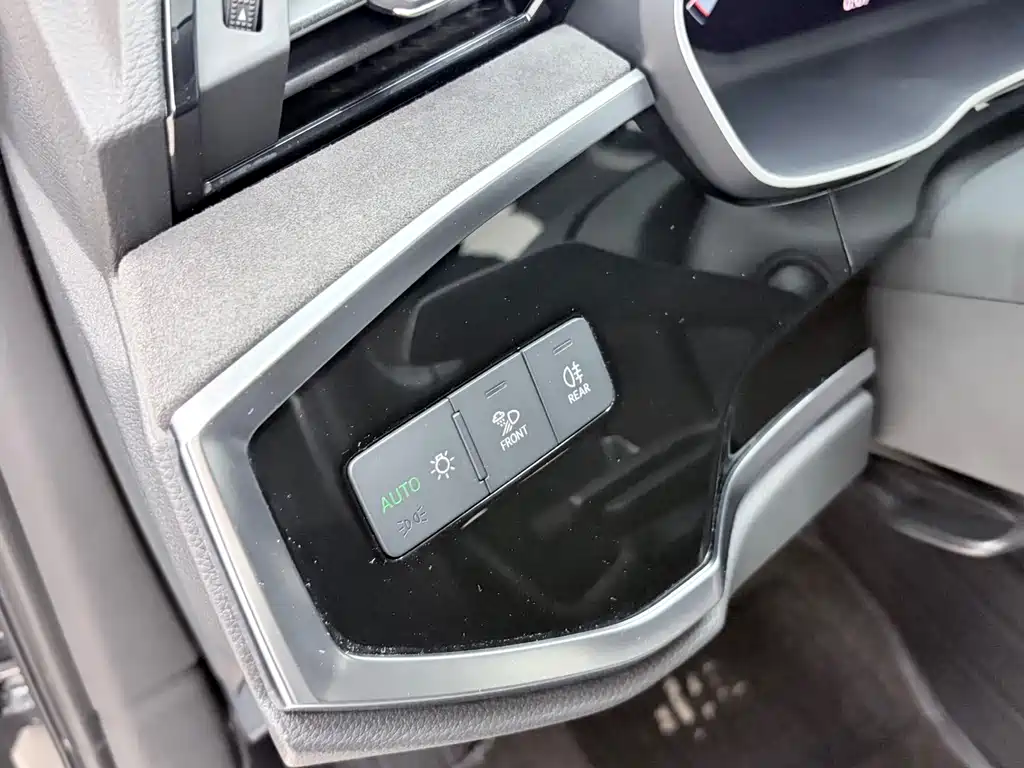 Audi Q3 — миниатюра 9