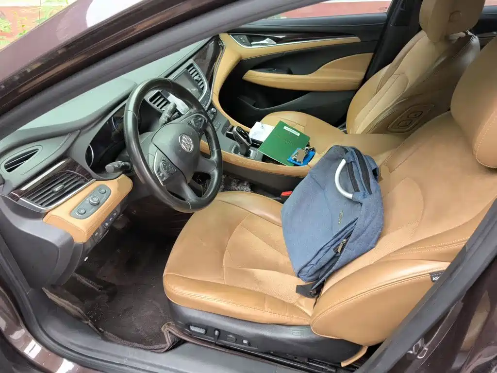 Buick LaCrosse — миниатюра 12