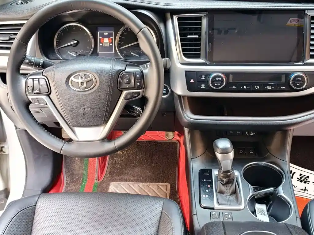 Toyota Highlander — миниатюра 5
