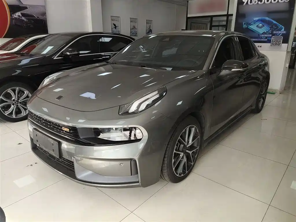 Lynk & Co 03 2022