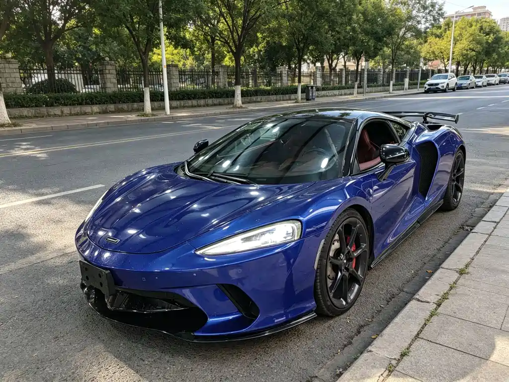 McLaren GT 2020