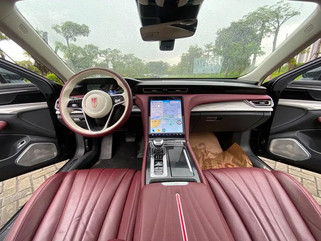 Hongqi Hongqi H5 — миниатюра 12