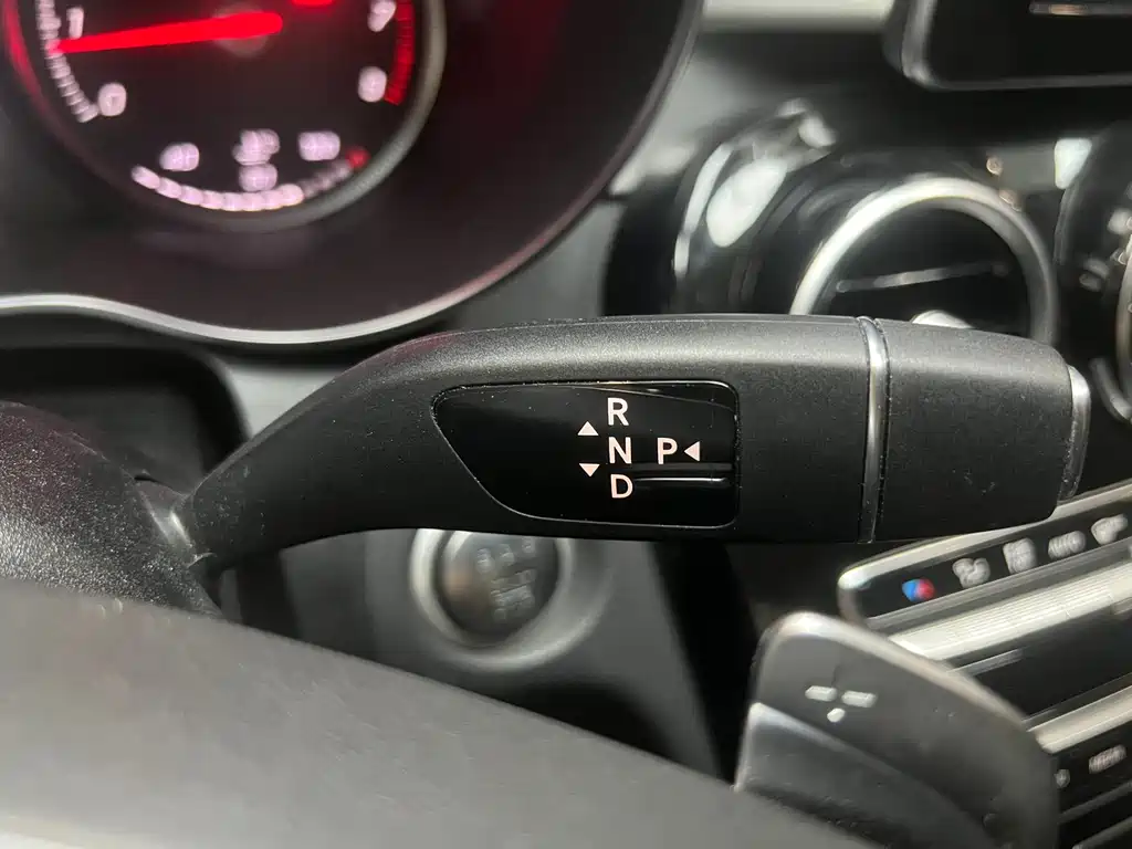 Mercedes-Benz C-Class — миниатюра 14