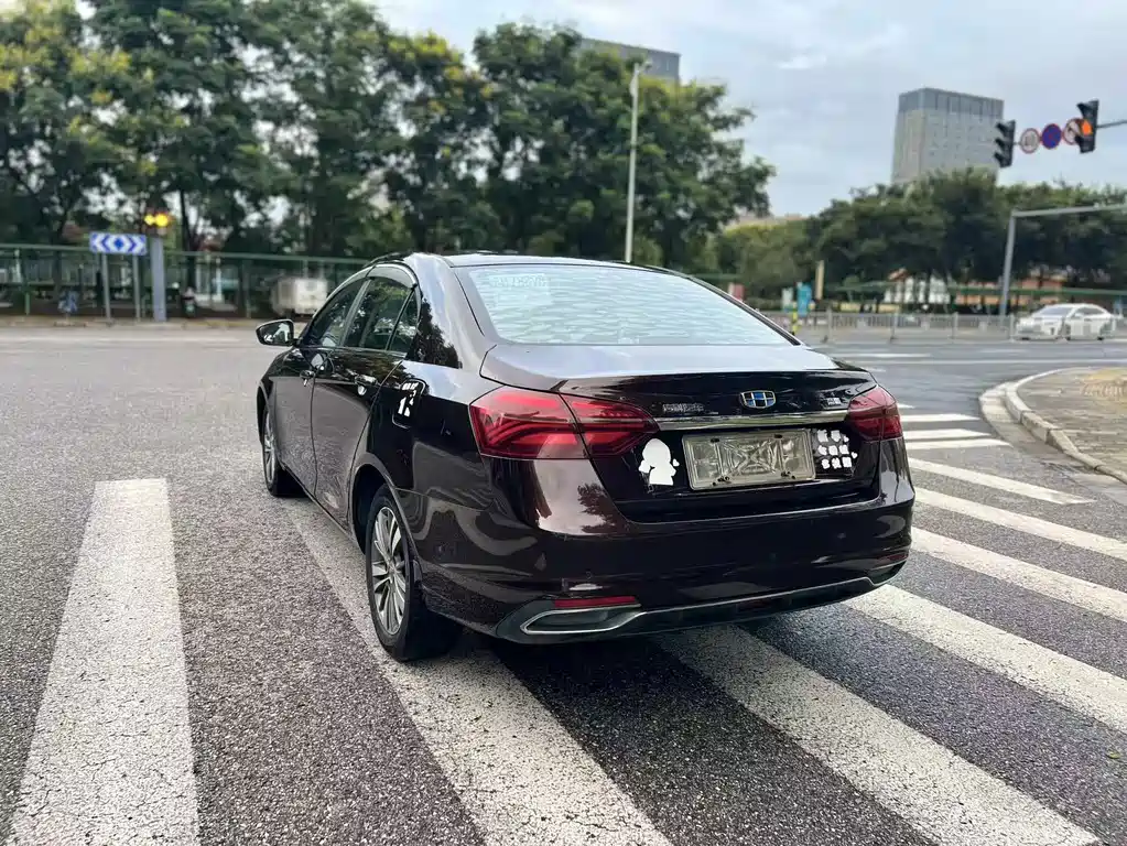 Geely Emgrand — миниатюра 4