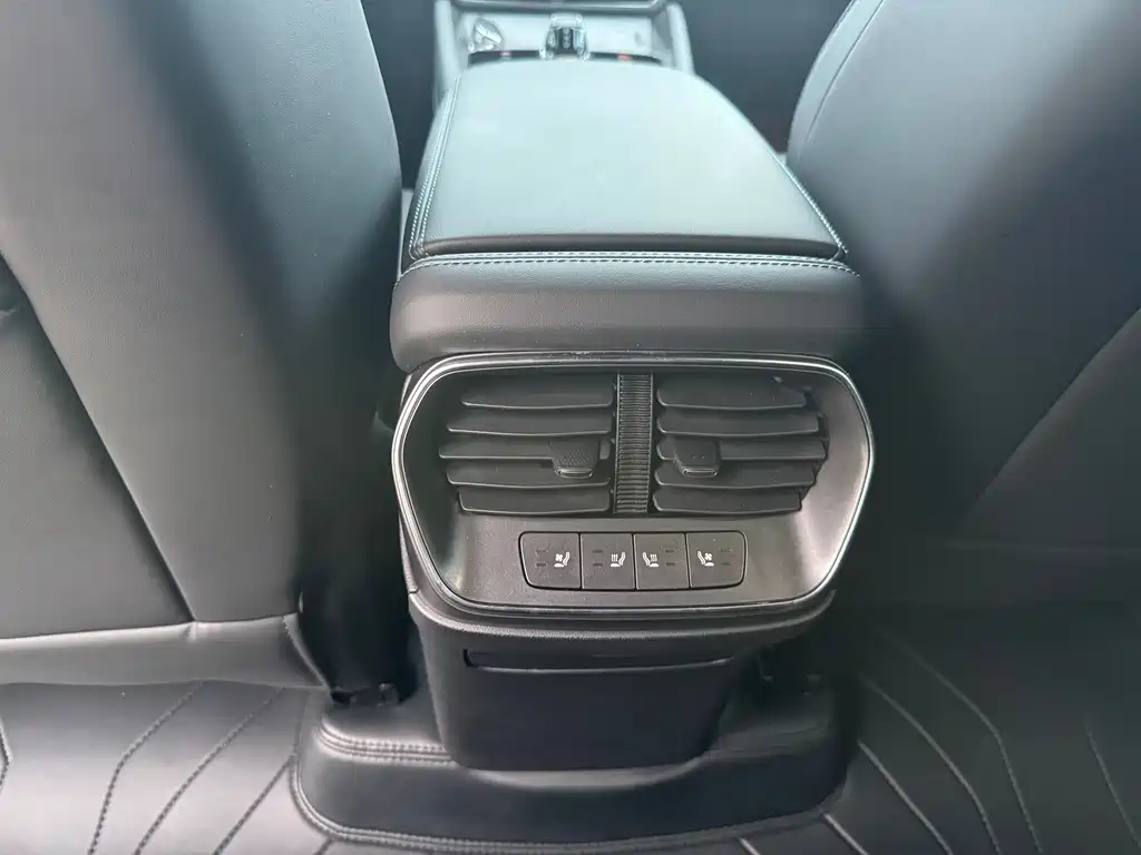 BYD Sealion 07 EV — миниатюра 15