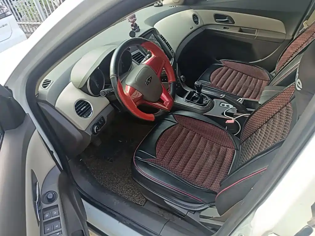 Chevrolet Cruze — миниатюра 20