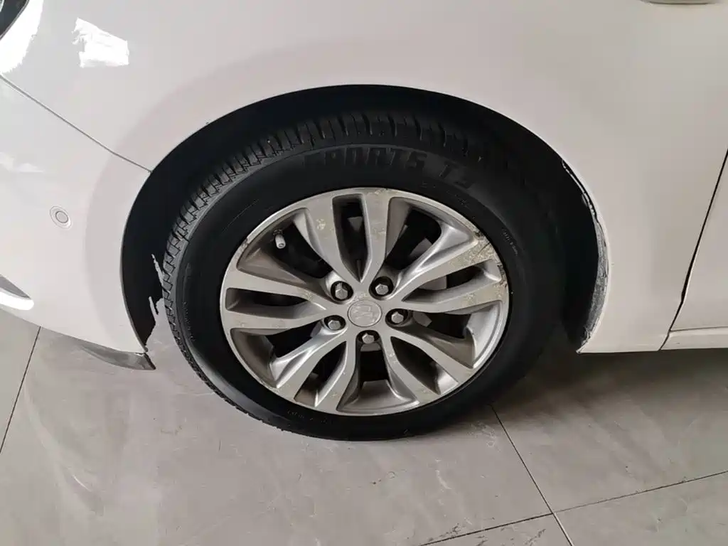 Buick Excelle — миниатюра 23