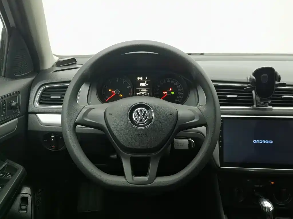 Volkswagen Lavida — миниатюра 11