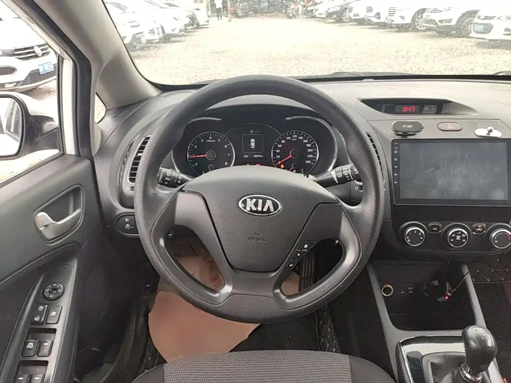 Kia K3 — миниатюра 11