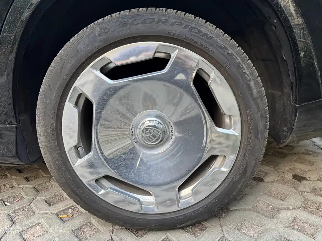 Mercedes-Benz GLS — миниатюра 11