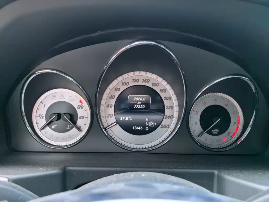 Mercedes-Benz GLK-Class — миниатюра 12