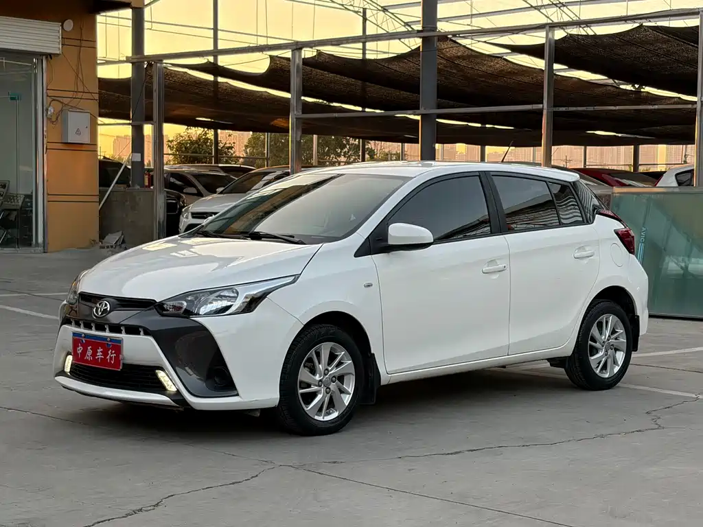 Toyota Yaris L