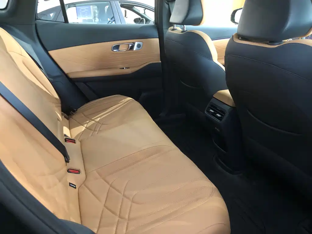 GEELY GALAXY GALAXY STARSHIP 7 EM I