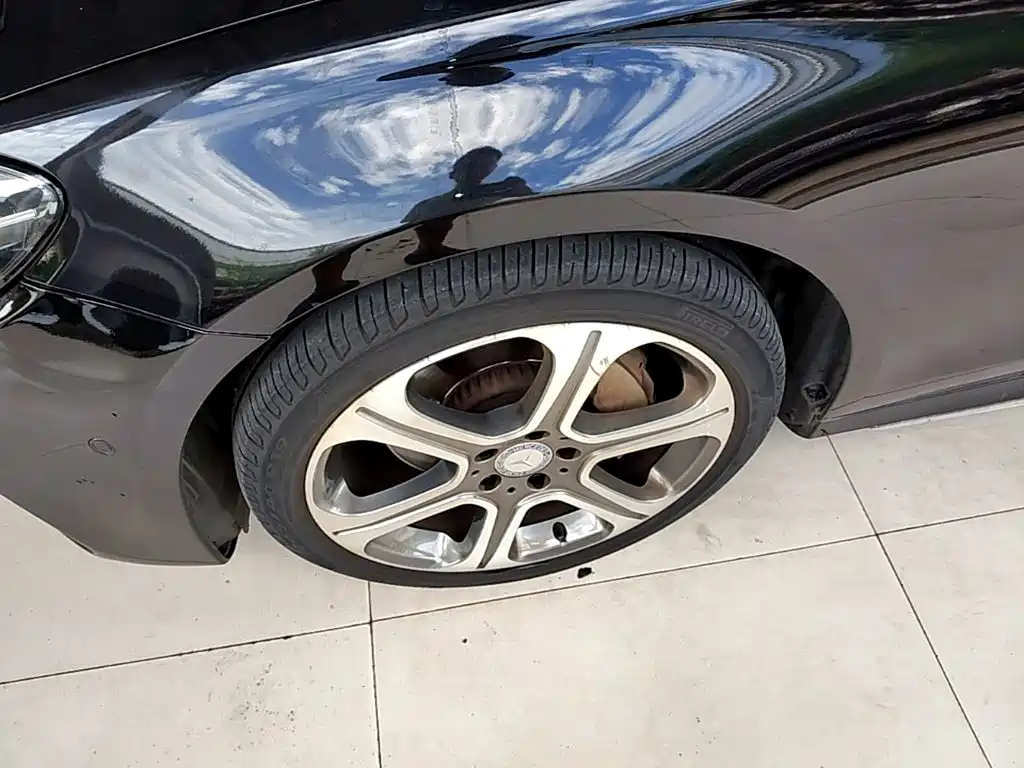 Mercedes-Benz E-Class — миниатюра 23