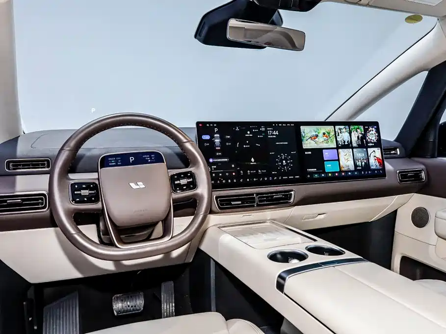 Li Auto Li MEGA — миниатюра 21