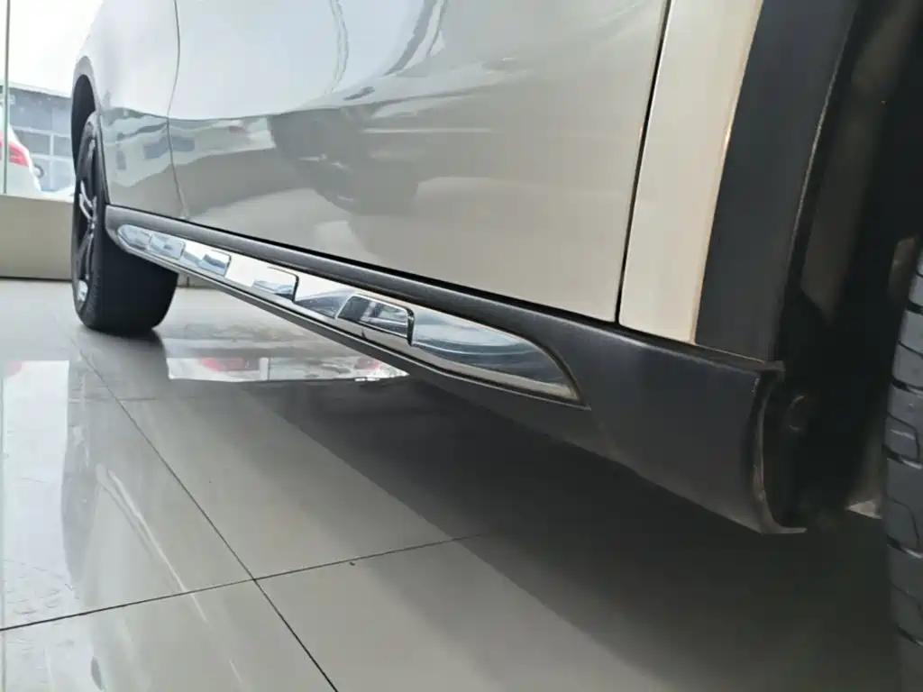 Mercedes-Benz GLA — миниатюра 21