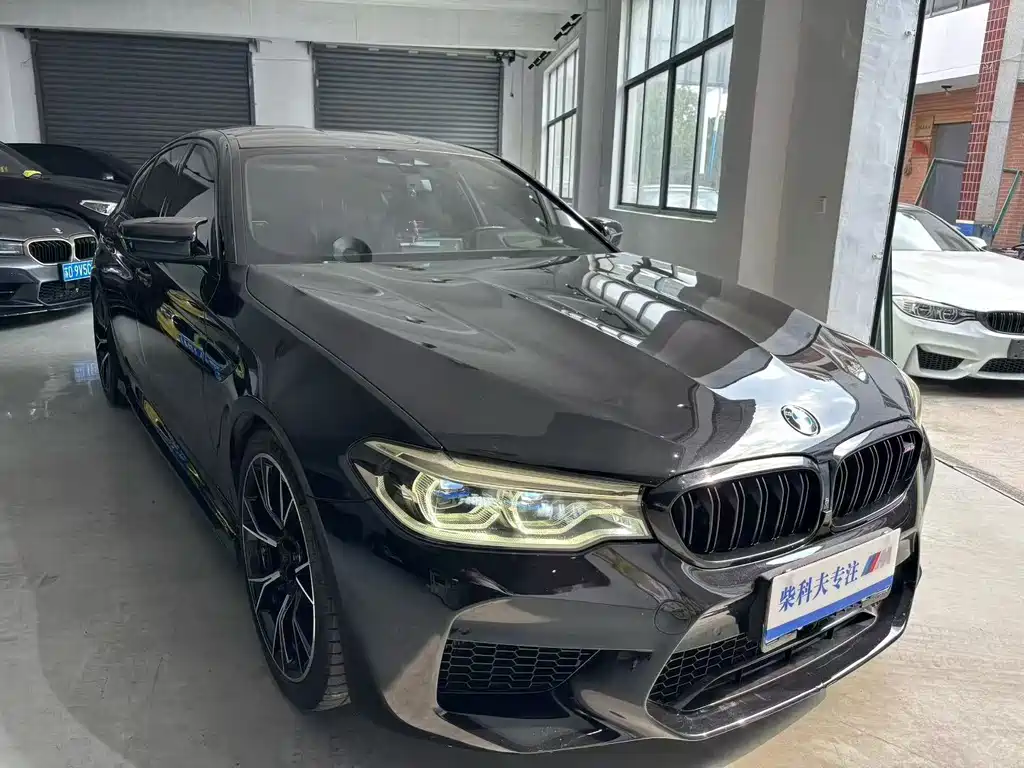 BMW M5 — миниатюра 3
