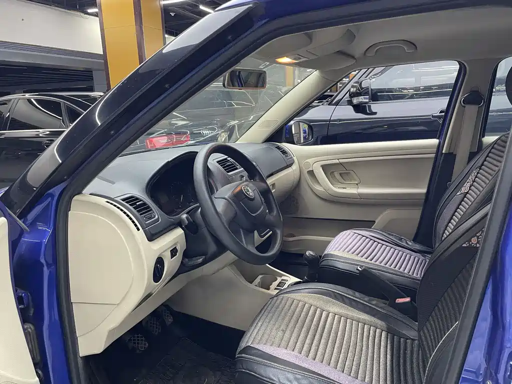 Skoda Fabia 2012 1.4L MT