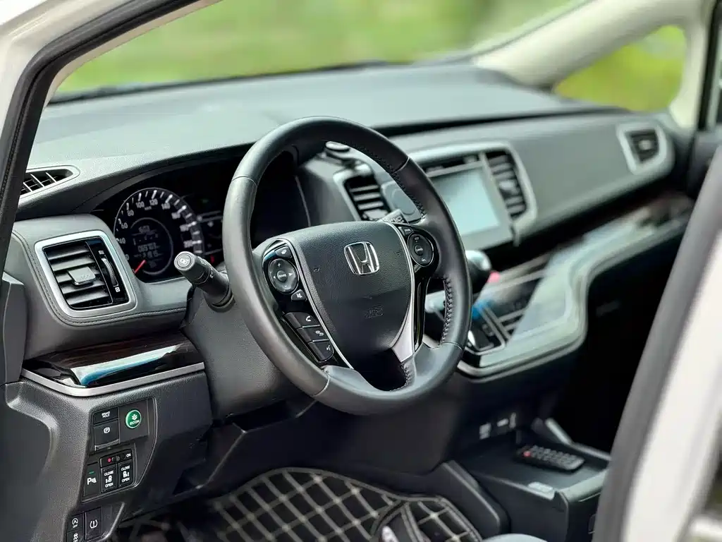 Honda Odyssey — миниатюра 6