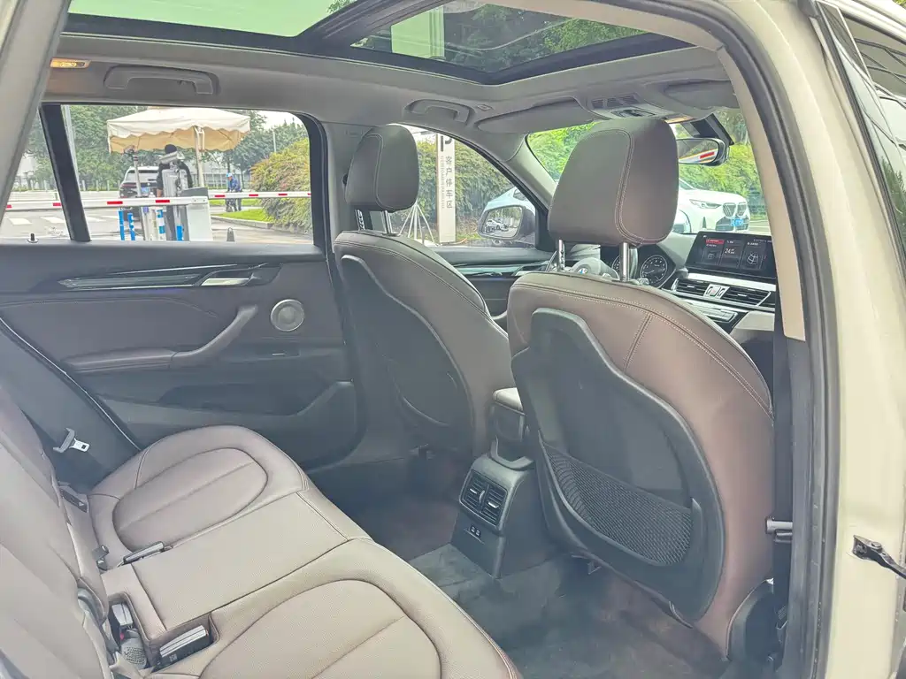 BMW X1 — миниатюра 12