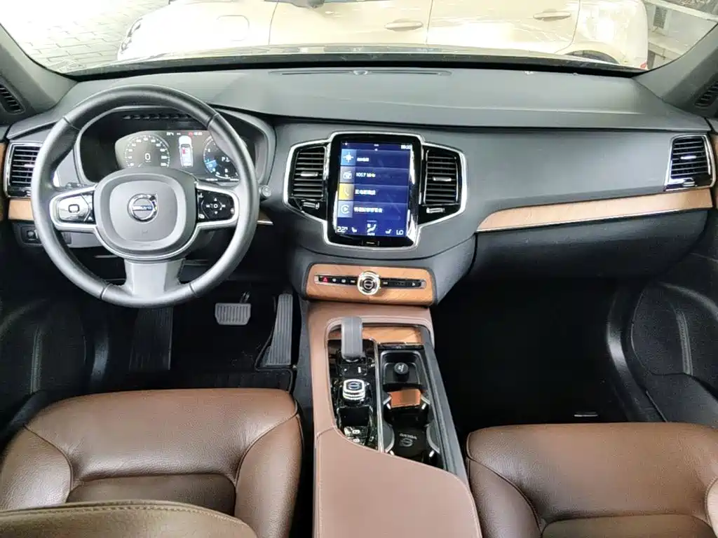 Volvo XC90 — миниатюра 14