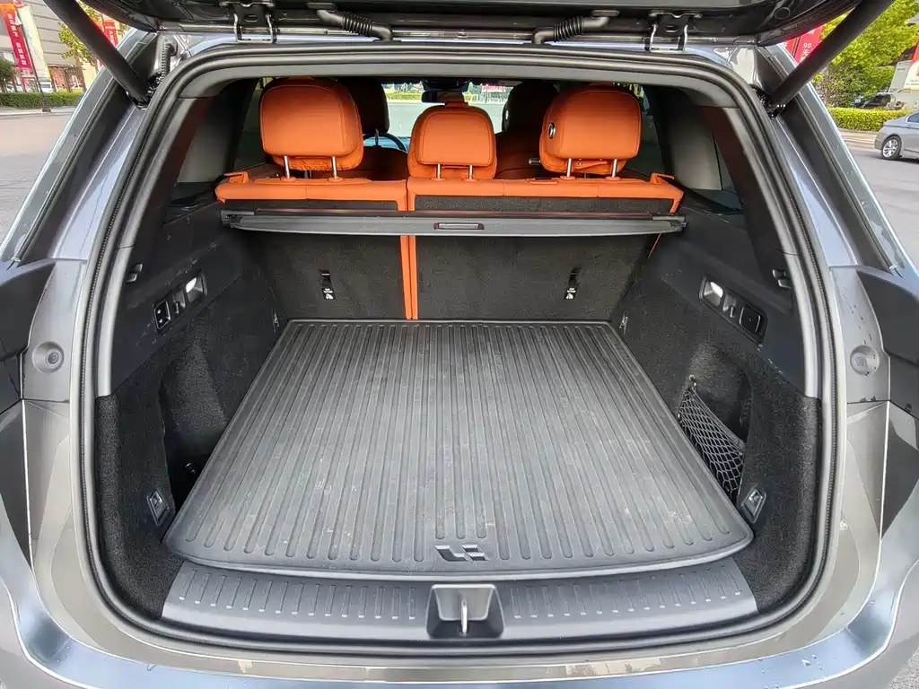 Li Auto Li L6 — миниатюра 17