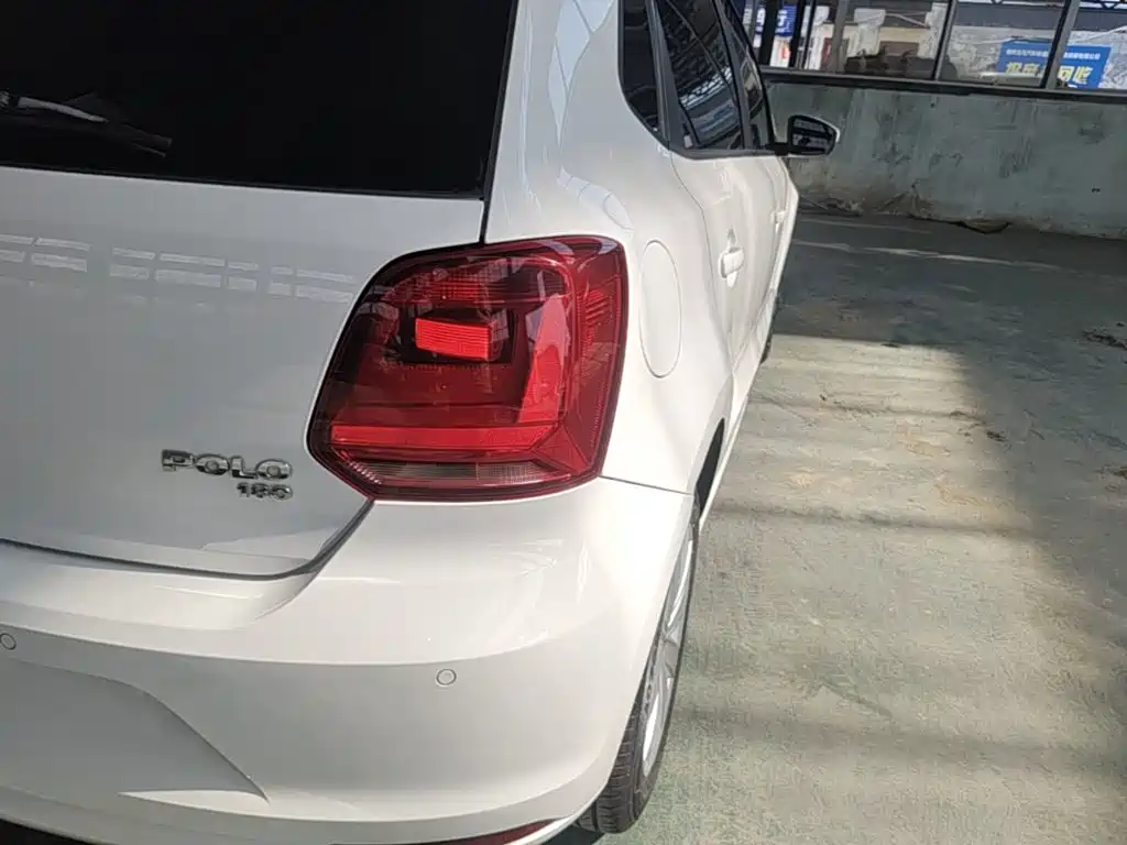 Volkswagen Polo — миниатюра 8