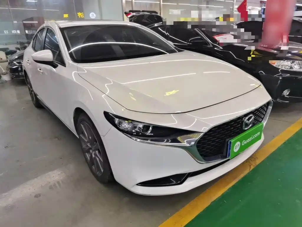 Mazda 3 Axela — миниатюра 4