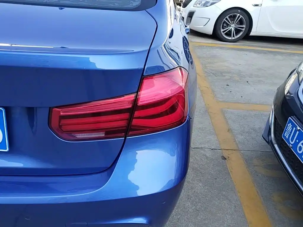 BMW 3 Series — миниатюра 8