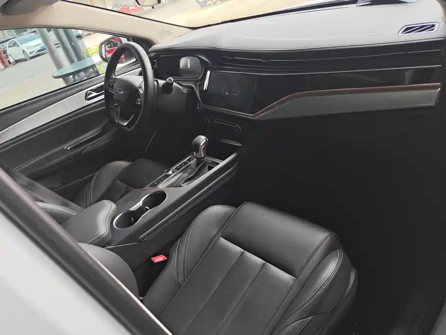 Chery Arrizo 5 PLUS — миниатюра 8