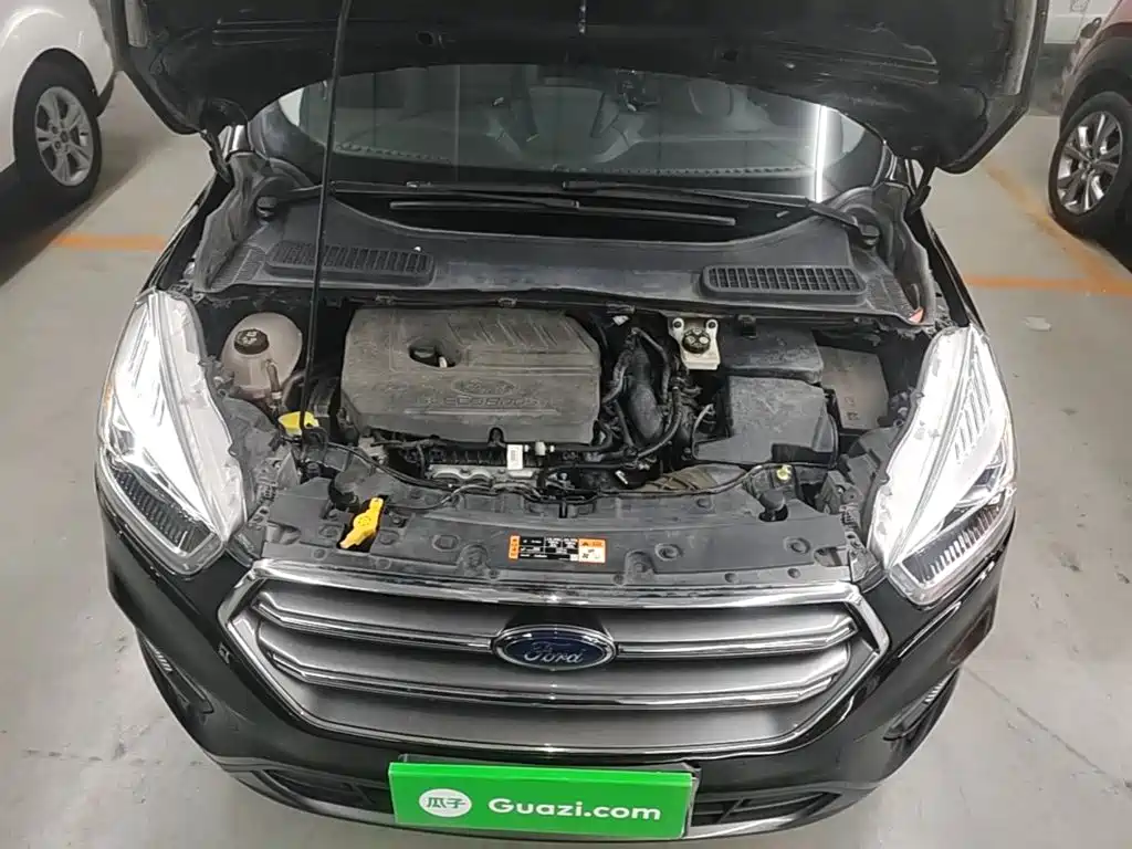 Ford Kuga — миниатюра 20