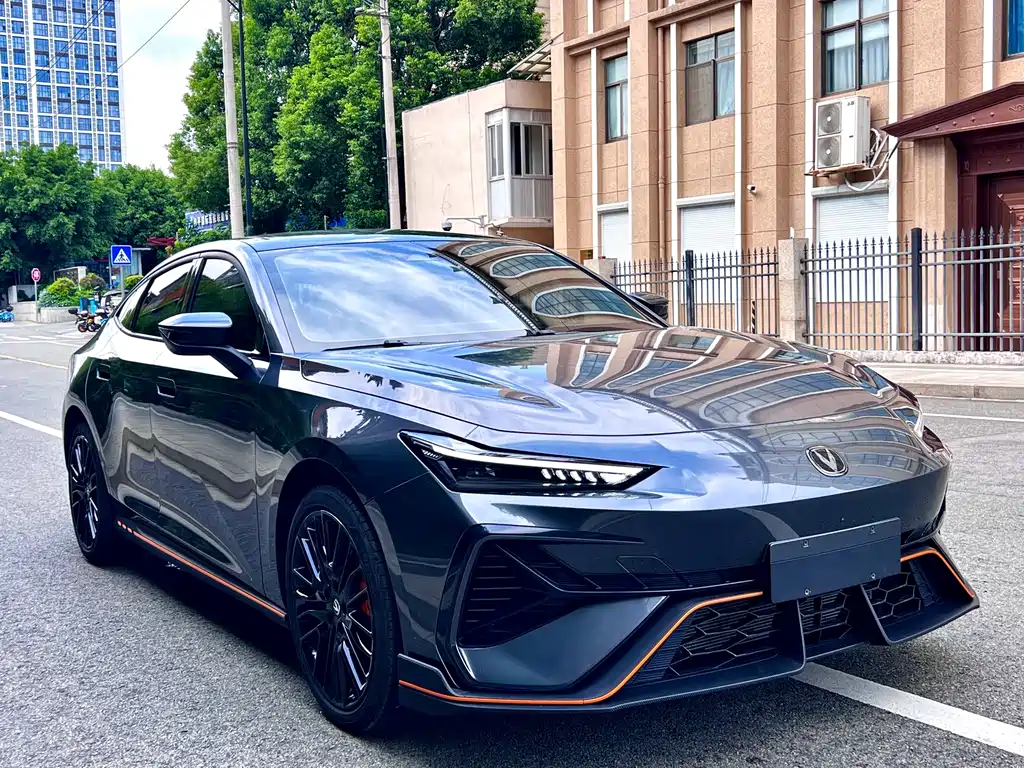 Changan UNI-V — миниатюра 3