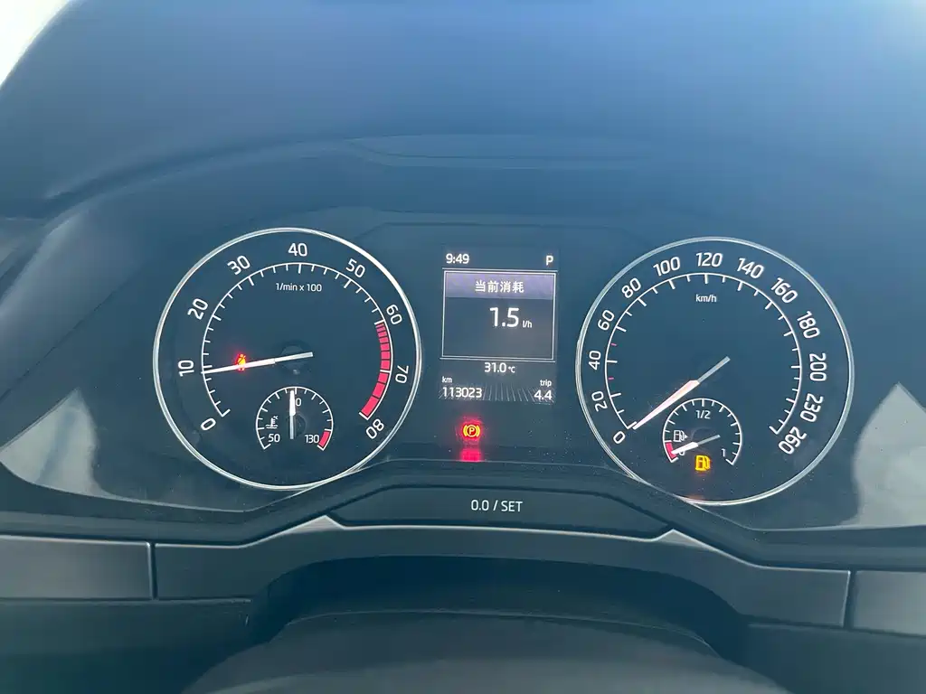 Skoda Superb — миниатюра 8