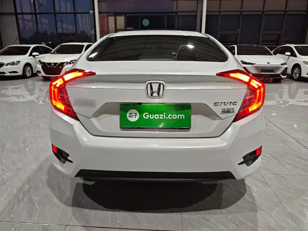 Honda Civic — миниатюра 6