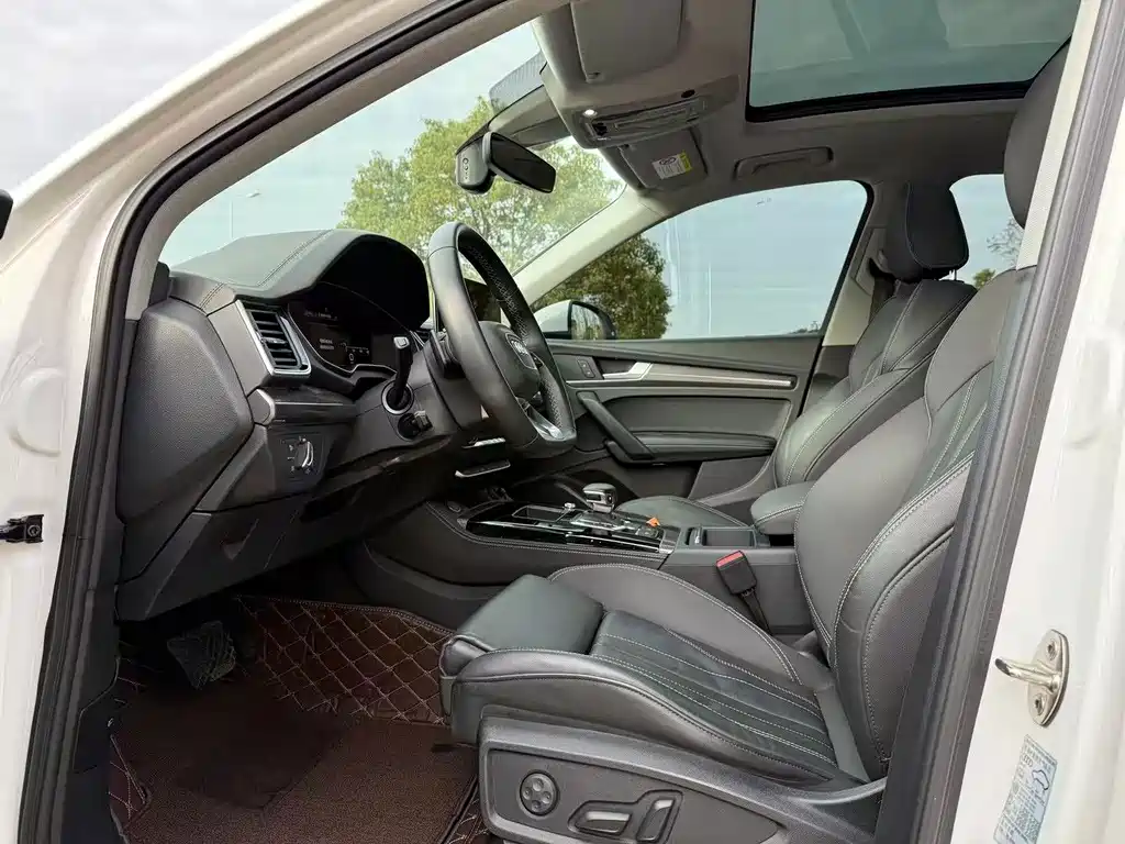 Audi Q5L — миниатюра 5