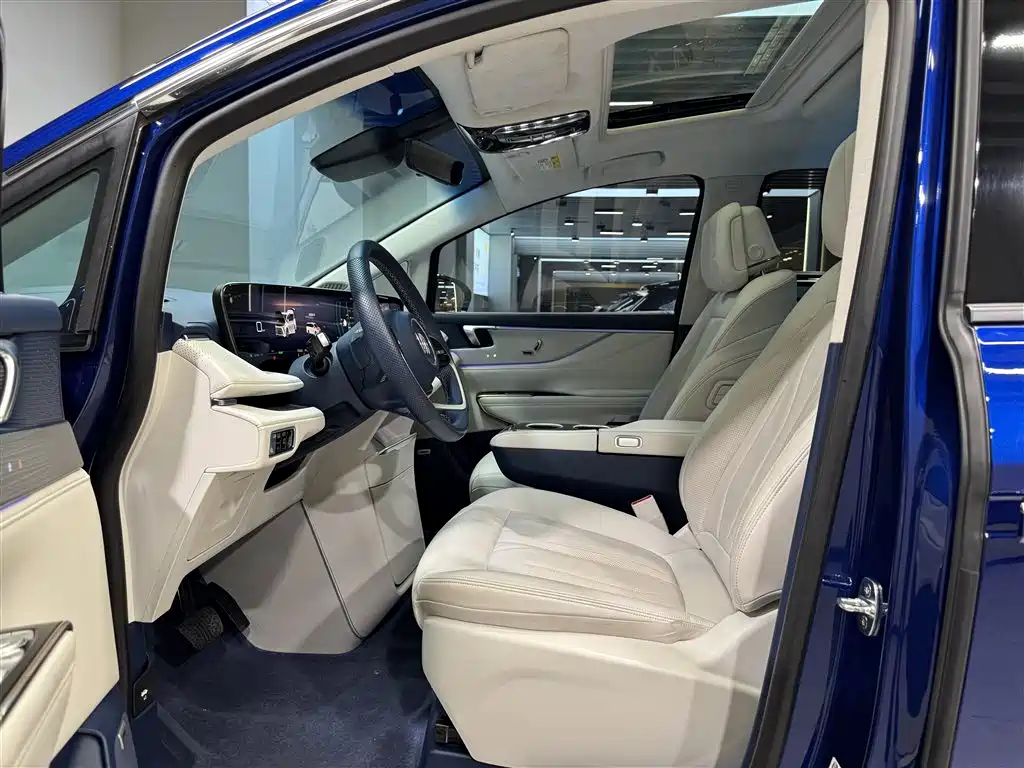 BUICK GL8 NEW ENERGY