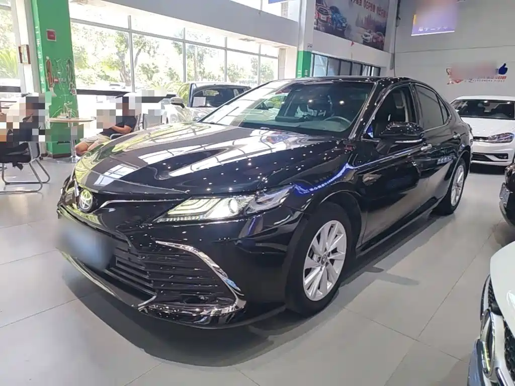 Toyota Camry 2021 2.0G Luxury