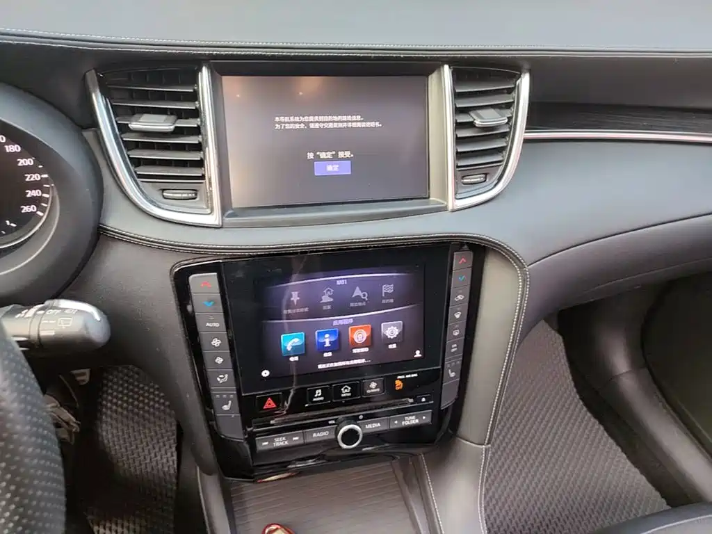 Infiniti QX50 — миниатюра 13