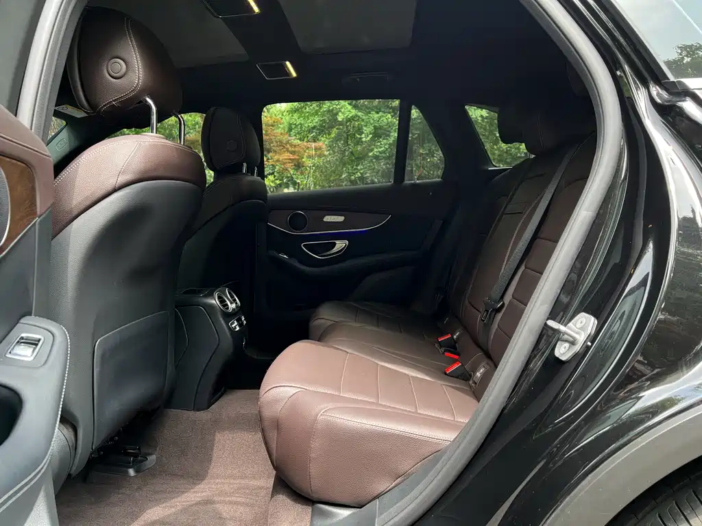 Mercedes-Benz GLC 2022 GLC 260 L 4MATIC Luxury
