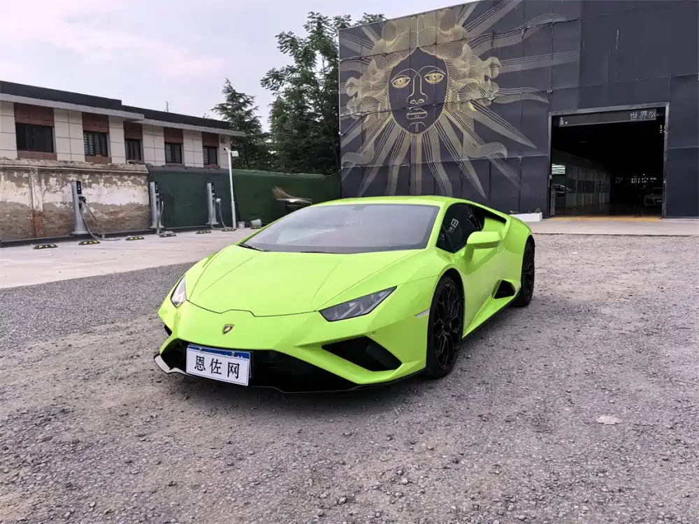 Lamborghini Huracán 2022
