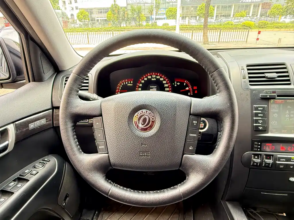 Kia Borrego — миниатюра 6