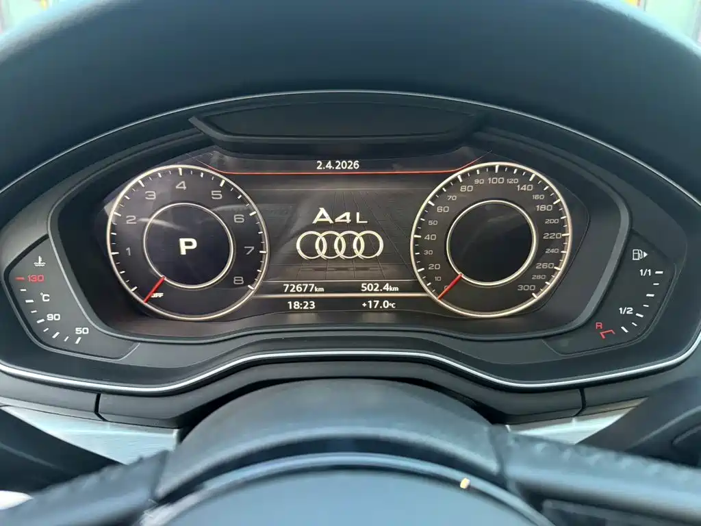 Audi A4L 2019 40 TFSI Sport VI