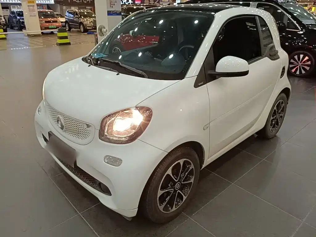 smart Smart Fortwo — миниатюра 2