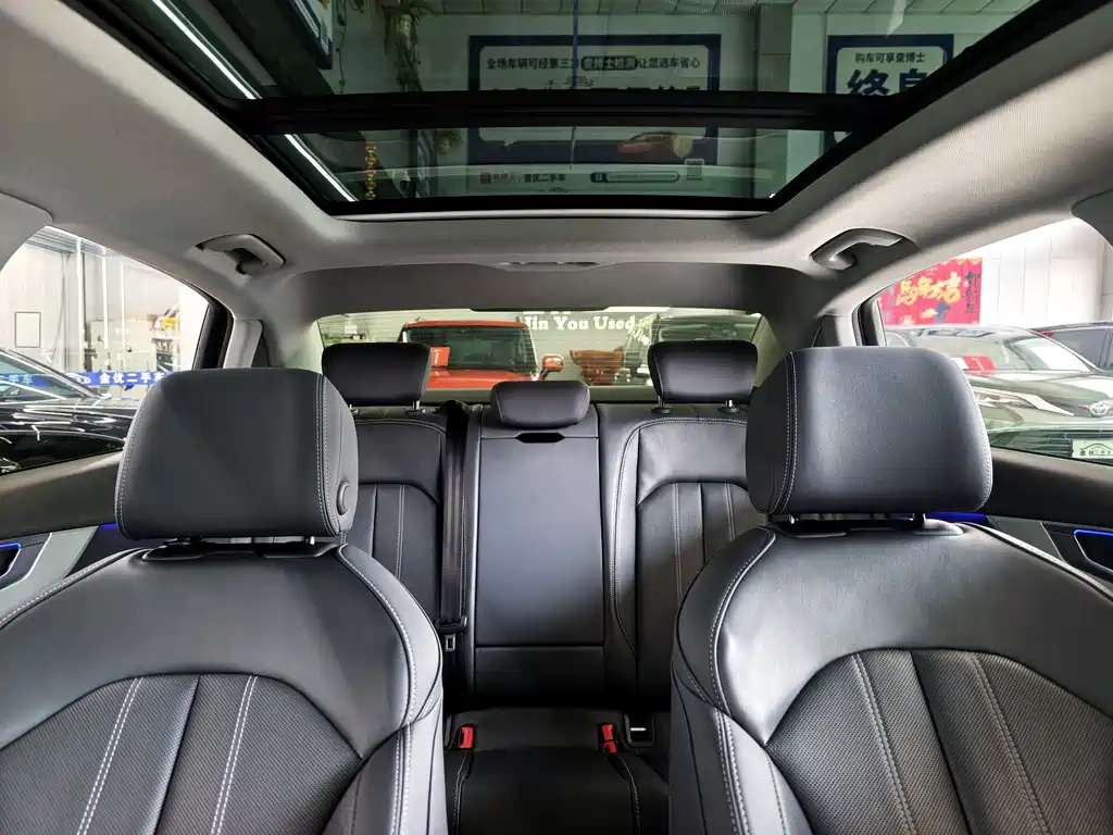 Audi A4L — миниатюра 11