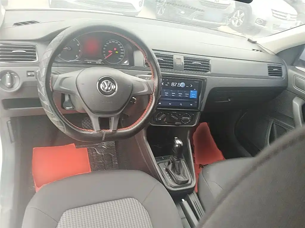 Volkswagen Santana 2019 1.5L AT VI
