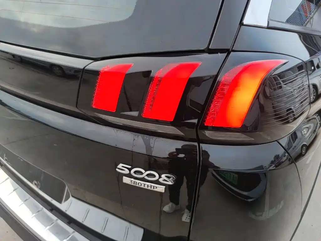 Peugeot 5008 — миниатюра 8
